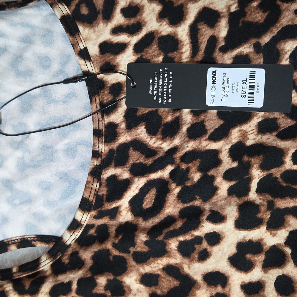 Fashion Nova Leopard Print Midi Dress - Picture 5 of 5